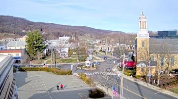 Weather camera view of Village of Suffern.