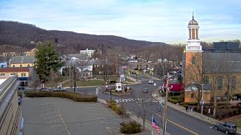 Weather camera view of Village of Suffern.