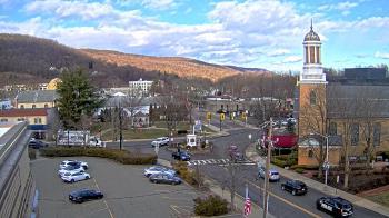 Weather camera view of Village of Suffern.