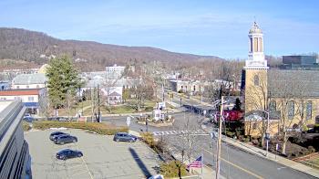 Weather camera view of Village of Suffern.