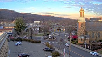 Weather camera view of Village of Suffern.
