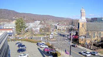 Weather camera view of Village of Suffern.