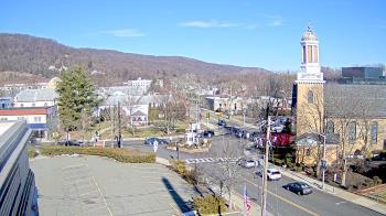 Weather camera view of Village of Suffern.