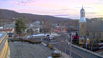 Weather camera view of Village of Suffern.
