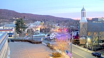Weather camera view of Village of Suffern.
