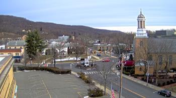 Weather camera view of Village of Suffern.