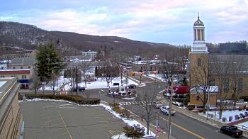 Weather camera view of Village of Suffern.