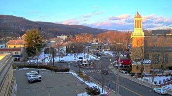 Weather camera view of Village of Suffern.