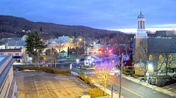 Weather camera view of Village of Suffern.