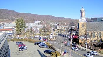 Weather camera view of Village of Suffern.