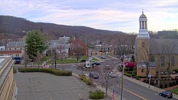 Weather camera view of Village of Suffern.