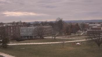 Weather camera view of Shippensburg Univ Of Pennsylvania.