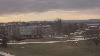 Weather camera view of Shippensburg Univ Of Pennsylvania.