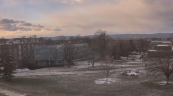 Weather camera view of Shippensburg Univ Of Pennsylvania.