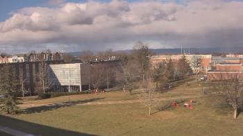 Weather camera view of Shippensburg Univ Of Pennsylvania.