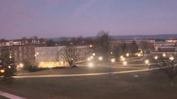 Weather camera view of Shippensburg Univ Of Pennsylvania.