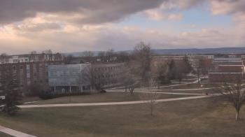 Weather camera view of Shippensburg Univ Of Pennsylvania.