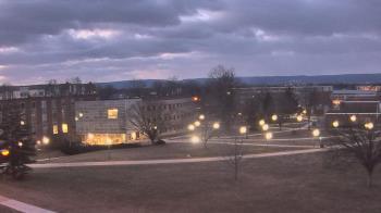 Weather camera view of Shippensburg Univ Of Pennsylvania.