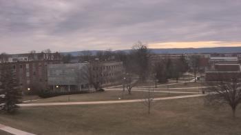 Weather camera view of Shippensburg Univ Of Pennsylvania.