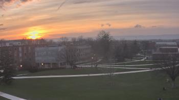 Weather camera view of Shippensburg Univ Of Pennsylvania.