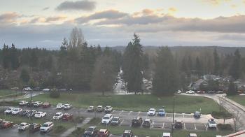 Weather camera view of Shorecrest HS.