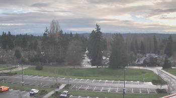 Weather camera view of Shorecrest HS.