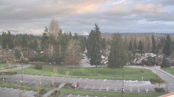 Weather camera view of Shorecrest HS.