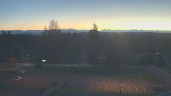 Weather camera view of Shorecrest HS.