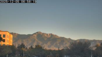 Weather camera view of San Bernardino CA.