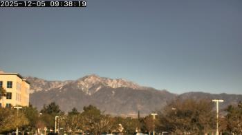 Weather camera view of San Bernardino CA.