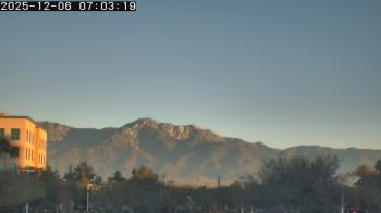 Weather camera view of San Bernardino CA.