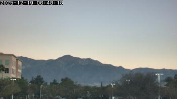 Weather camera view of San Bernardino CA.