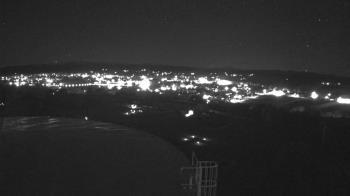 Weather camera view of Round Valley HS 7100 ft elev.