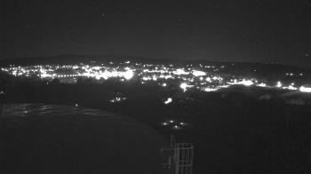 Weather camera view of Round Valley HS 7100 ft elev.