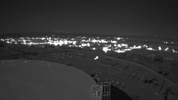 Weather camera view of Round Valley HS 7100 ft elev.