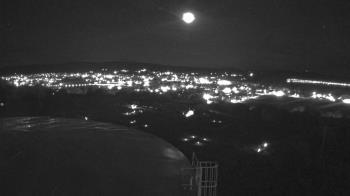 Weather camera view of Round Valley HS 7100 ft elev.