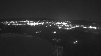 Weather camera view of Round Valley HS 7100 ft elev.