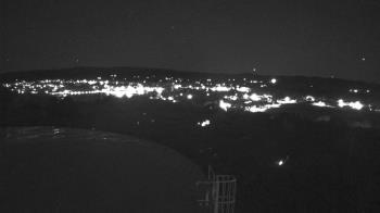 Weather camera view of Round Valley HS 7100 ft elev.