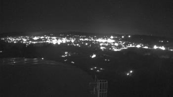 Weather camera view of Round Valley HS 7100 ft elev.