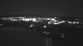 Weather camera view of Round Valley HS 7100 ft elev.