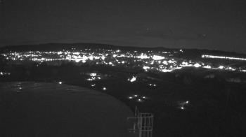 Weather camera view of Round Valley HS 7100 ft elev.