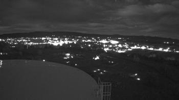 Weather camera view of Round Valley HS 7100 ft elev.