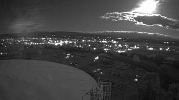 Weather camera view of Round Valley HS 7100 ft elev.