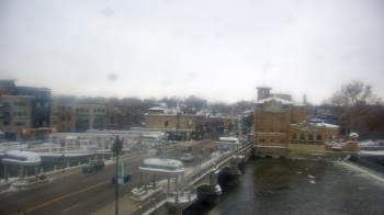 Weather camera view of City of St Charles.