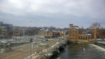 Weather camera view of City of St Charles.