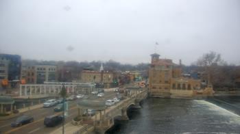 Weather camera view of City of St Charles.