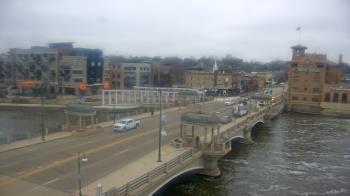 Weather camera view of City of St Charles.