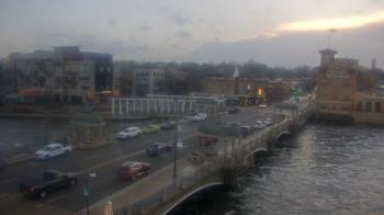 Weather camera view of City of St Charles.