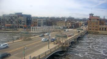 Weather camera view of City of St Charles.