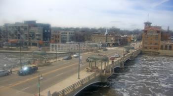 Weather camera view of City of St Charles.